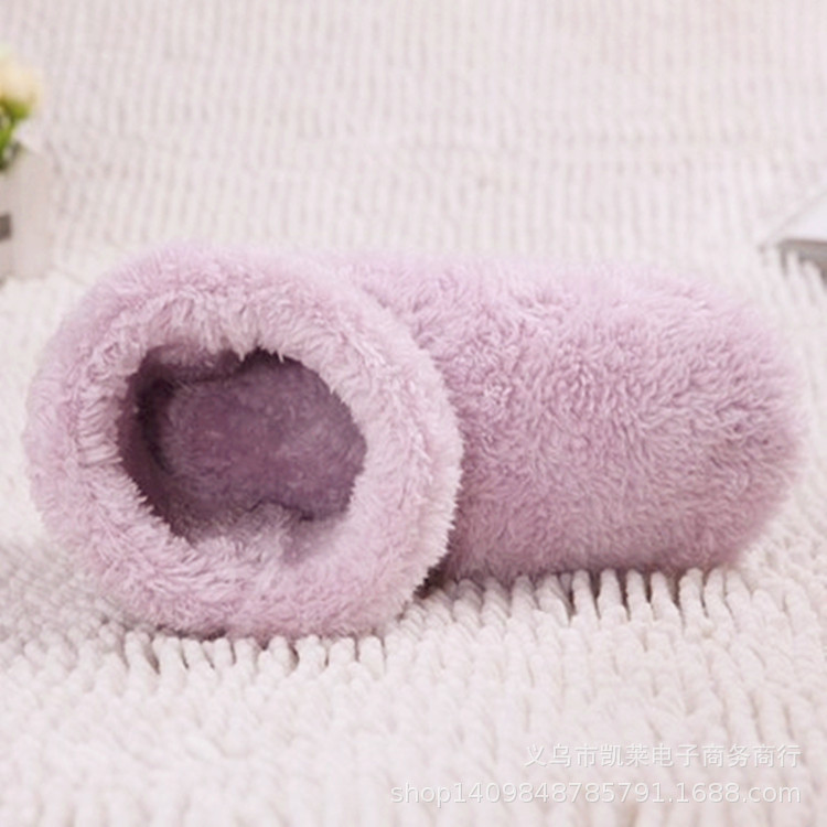 Wholesale Hot Model Export USB Electric Heating Shoes, Heating Shoes, Foot Warmer, Couple Warm Shoes, Plush USB Shoes