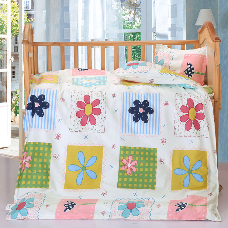 Оптовая продажа детского хлопкового одеяла, комплект из шести предметов для детского сада, три предмета с мультяшным дизайном