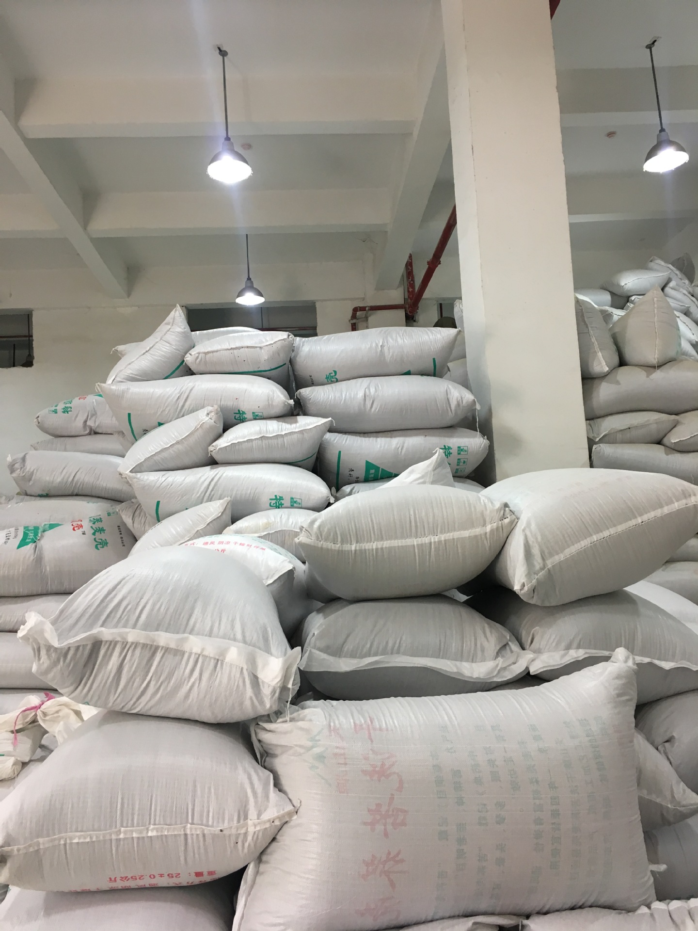 High Temperature Sterilized Russian Sweet Buckwheat Husk, Not Easy to Grow Insects in Non-Domestic Products, Beautiful Black Color, Clean and Dust-Free