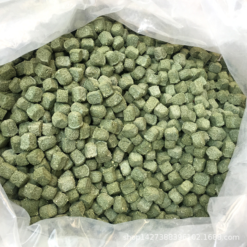 Rabbit Forage Grass Teeth Grass Brick Dutch Pig Snack Pet Mini Q Grass Brick Rabbit Food 500g