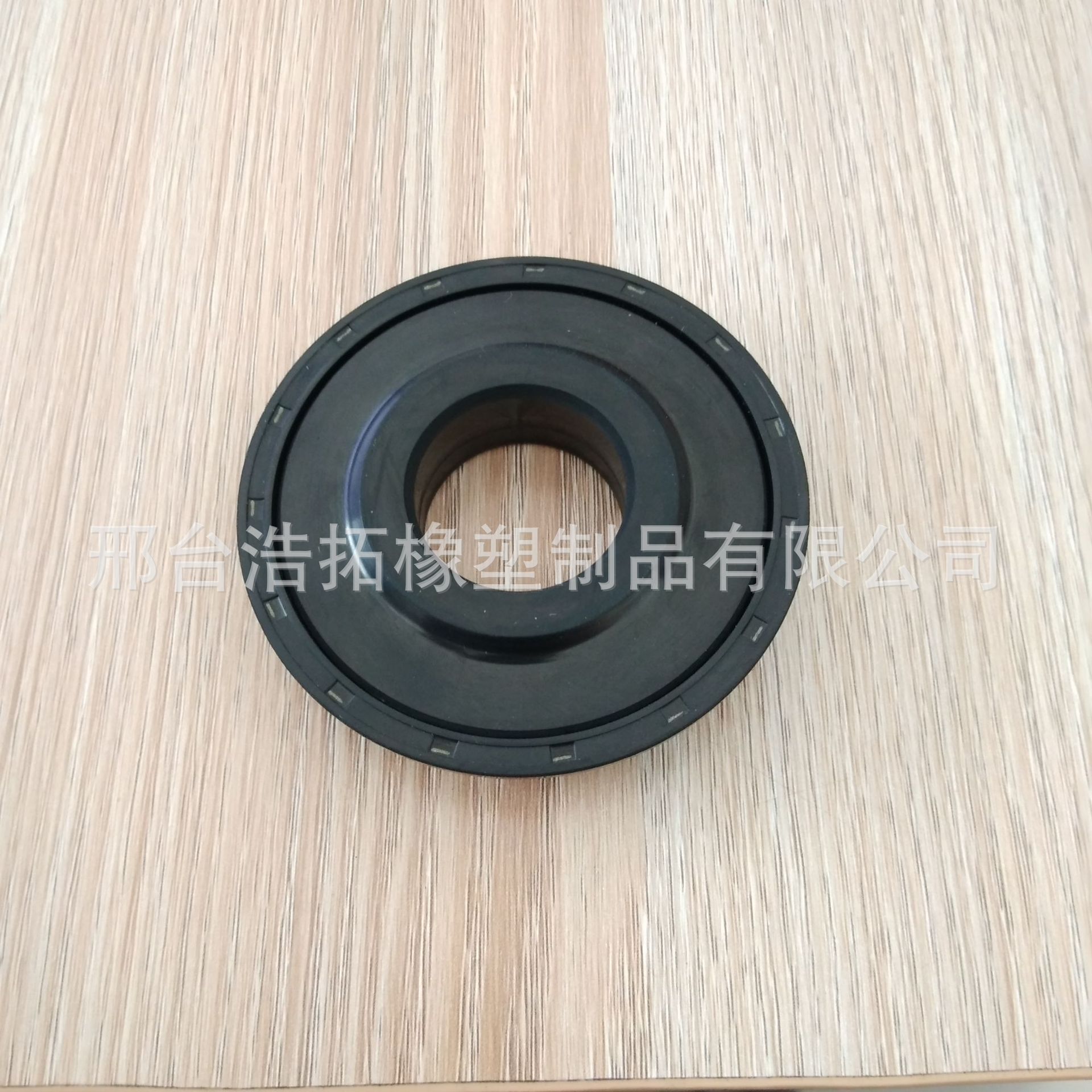 Уплотнительное кольцо направляющего колеса масла MC30 * 72*12/17.5 с утолщенным внутренним сердечником