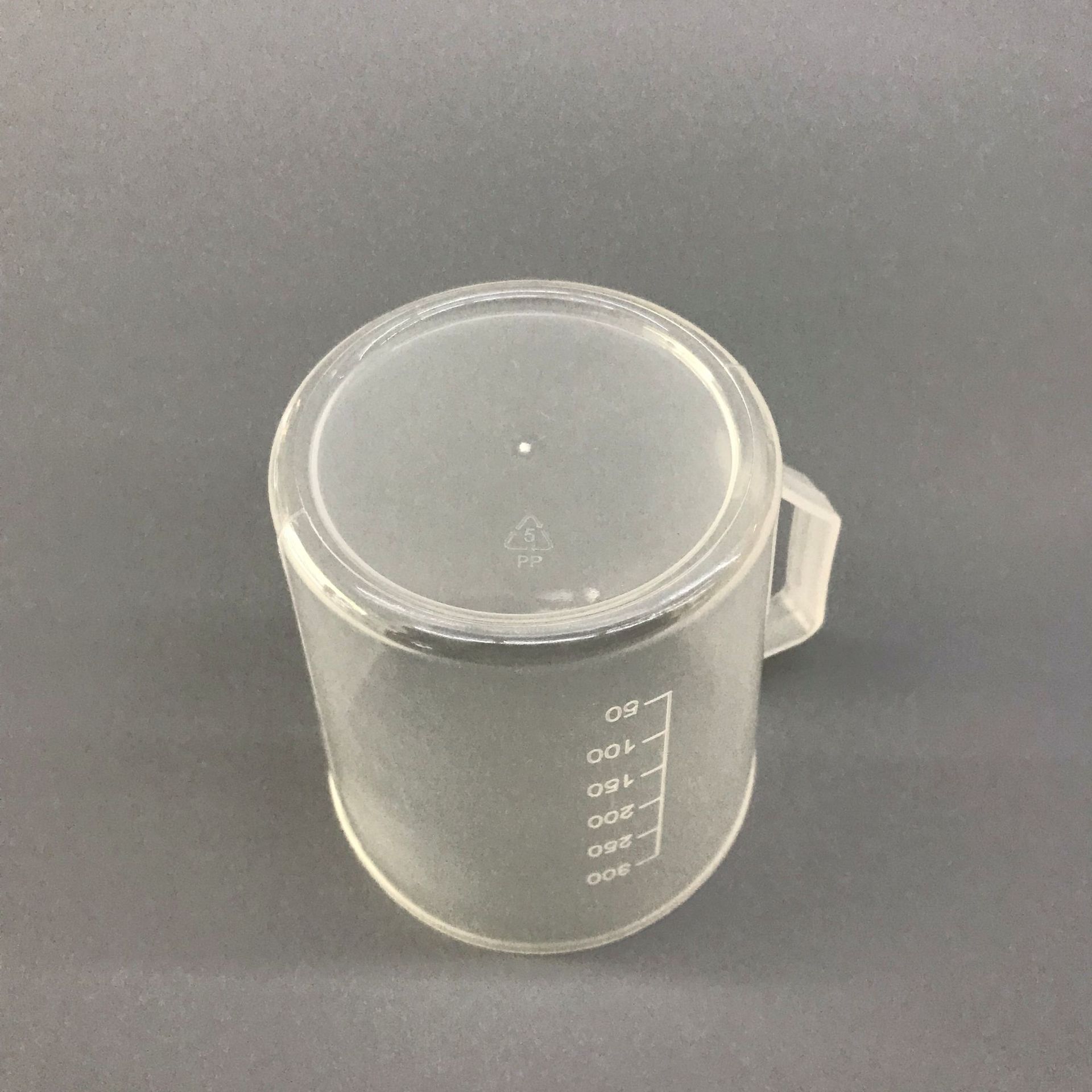 [original Direct Supply] Transparent Plastic Cup with Handle, 350ml with Scale, Odorless and Environmentally Friendly Material!