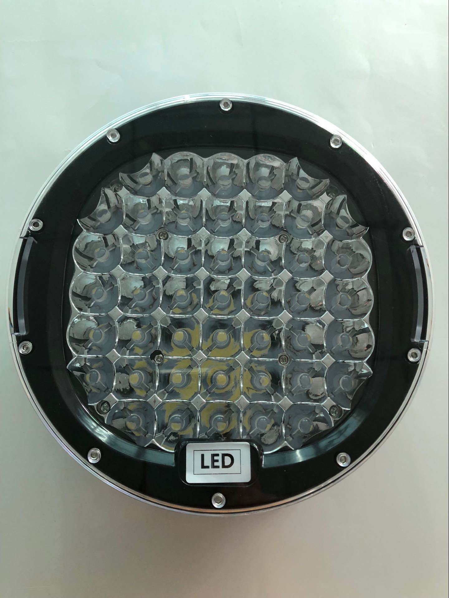 Factory Direct sales 9-inch car LED 225W round work light off-road vehicle light engineering light spotlight