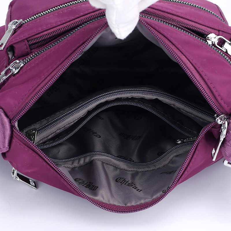 Women's bag 2019 new nylon cloth shoulder messenger bag Joker casual waterproof middle-aged mother small backpack wholesale