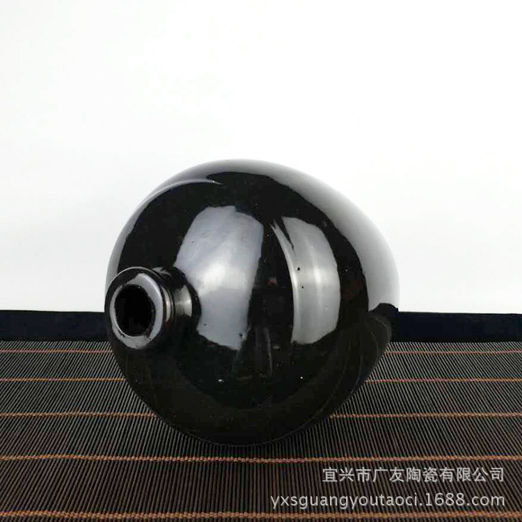 Ceramic Wine Bottle 2 Jin Black Glazed Light Altar White Wine Bottle Yellow Wine Bottle Vintage Wine Pot Yixing Ceramic Wine Altar