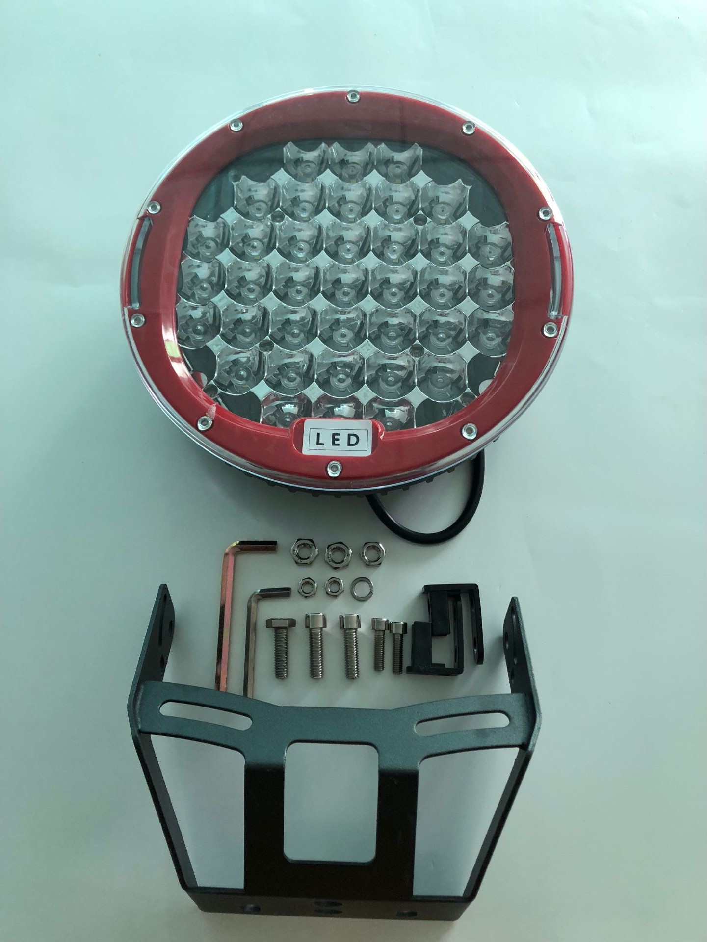 Factory Direct sales 9-inch car LED 225W round work light off-road vehicle light engineering light spotlight
