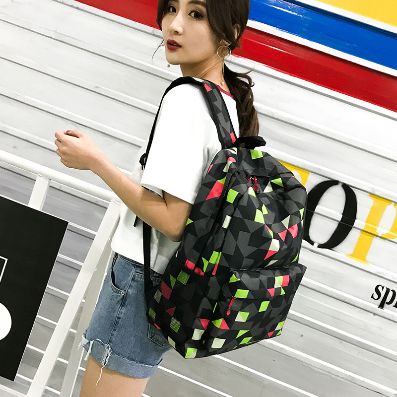 Wholesale 2019 new backpack Korean fashion geometric figure student schoolbag nylon color contrast backpack large capacity
