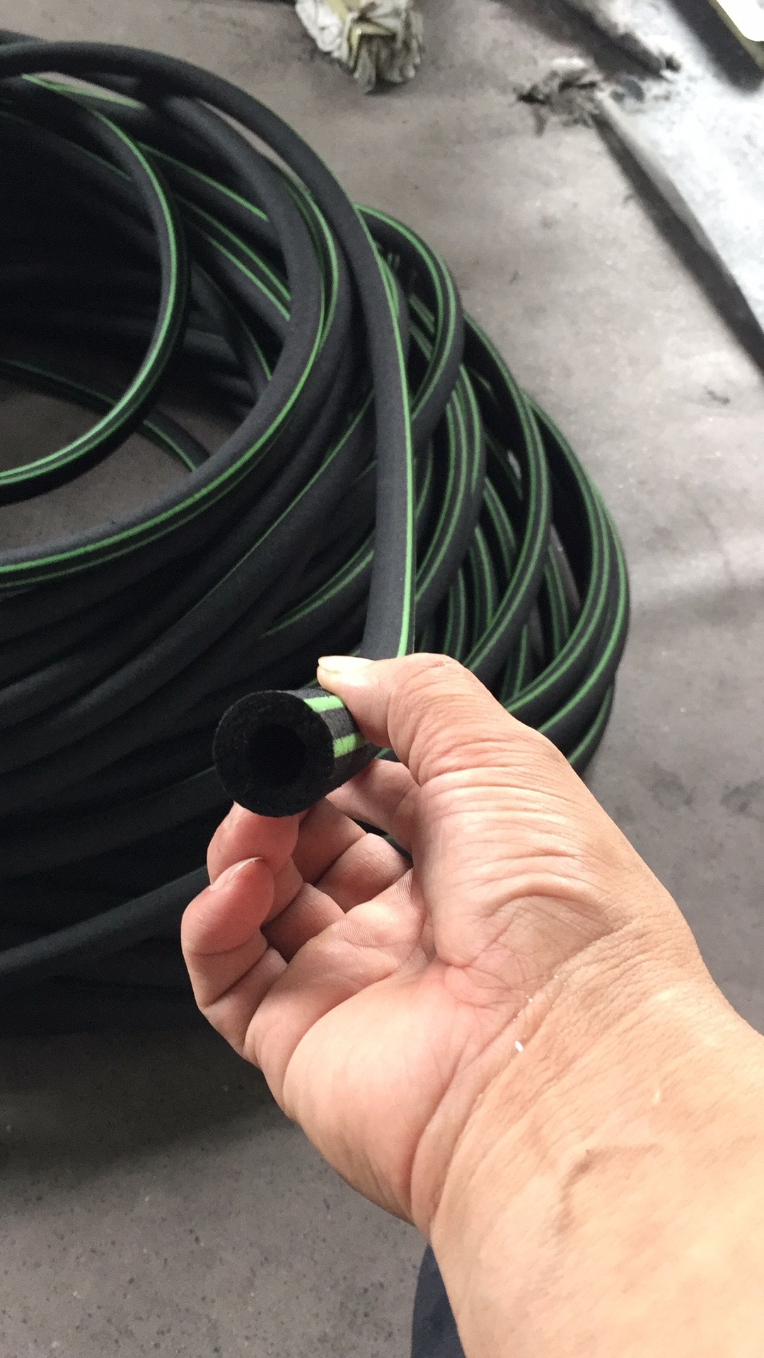 25/12 Нанокуб; зеленые двойные линии; (выходной тип кислородной трубки)