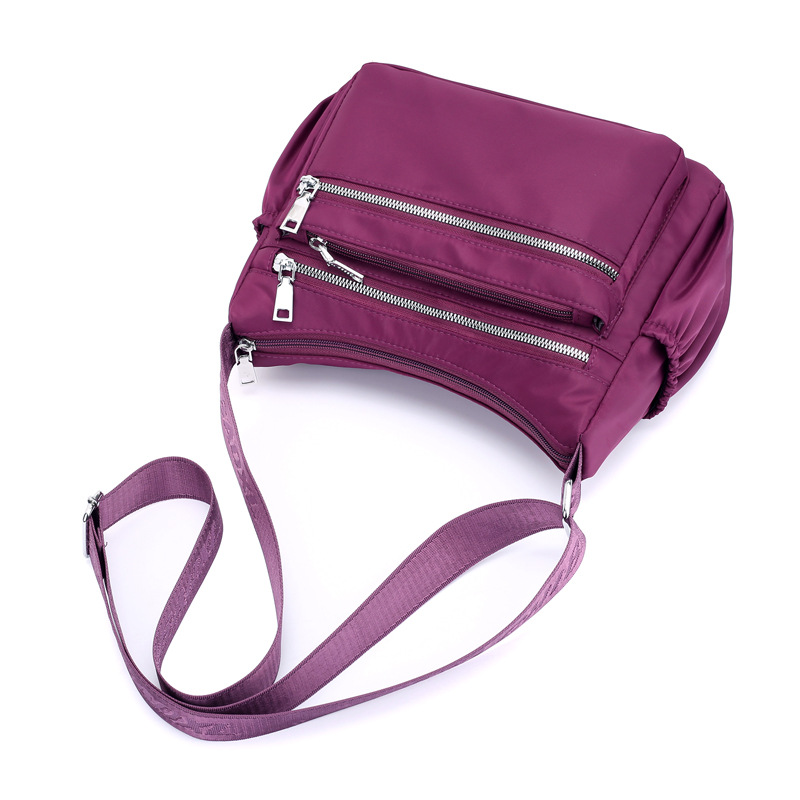 Women's bag 2019 new nylon cloth shoulder messenger bag Joker casual waterproof middle-aged mother small backpack wholesale