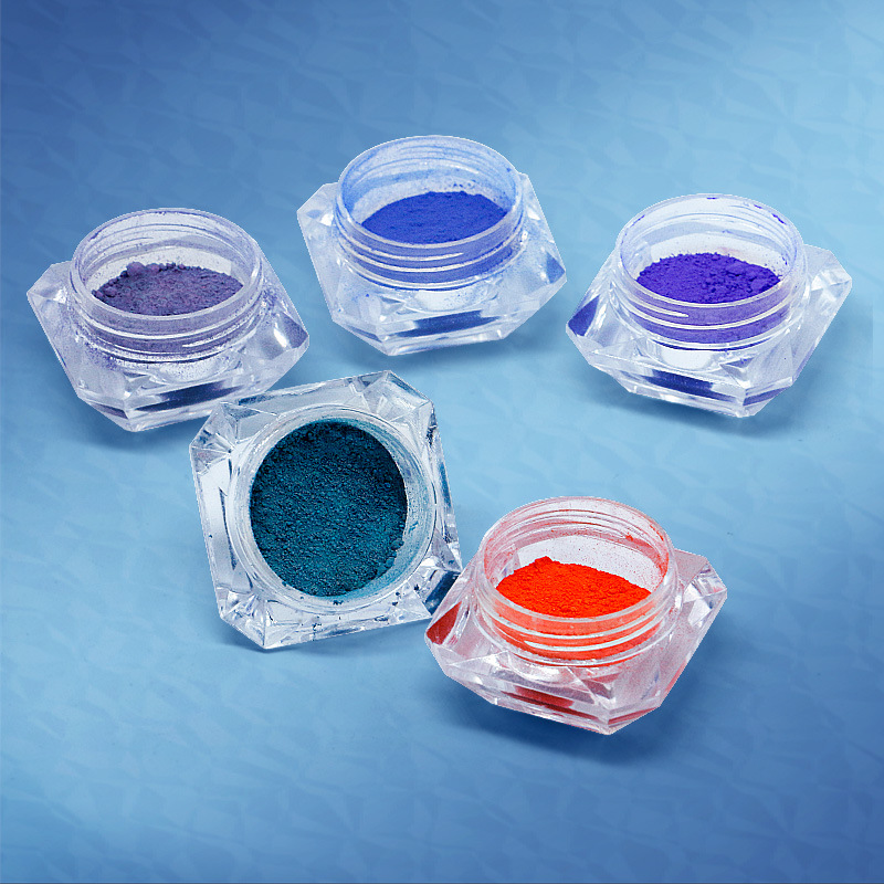 Temperature change powder Plasticine temperature change toner hand kneading color change raw materials color change color 31 degree temperature change