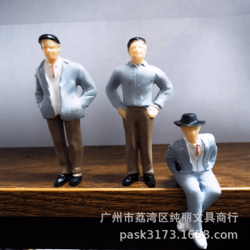 Wholesale diy sand table character model colored villainy mini sand table model villainy simulation colored villainy