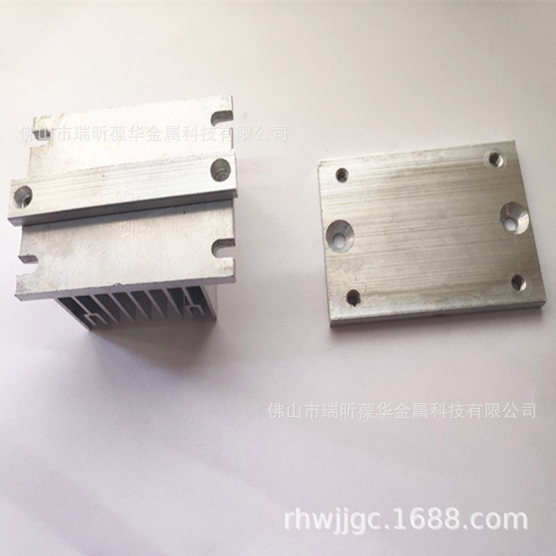 Радиатор с алюминиевыми ребрами для охлаждения полупроводников, радиатор для электронных компонентов, из алюминиевого сплава