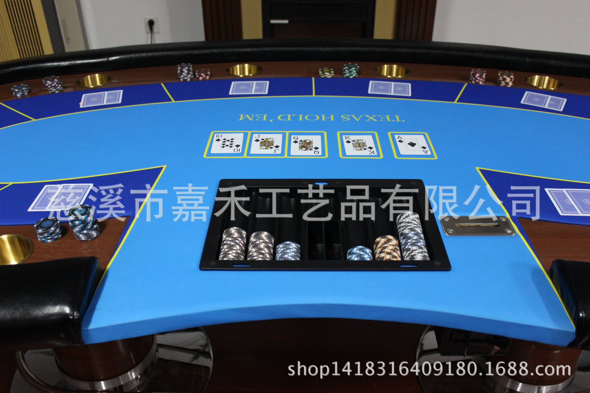 Manufacturer Produces 96inch Solid Wood Texas Hold'em Table with Customizable logo, Customized Entertainment Room Chess and Card Table