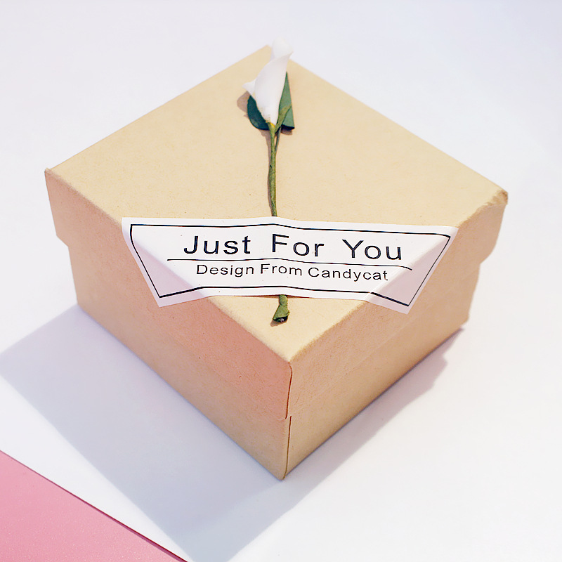 Manufacturers custom-made PU leather flannel watch box small pillow pillow silk cotton pillow bag bracelet pillow bracelet