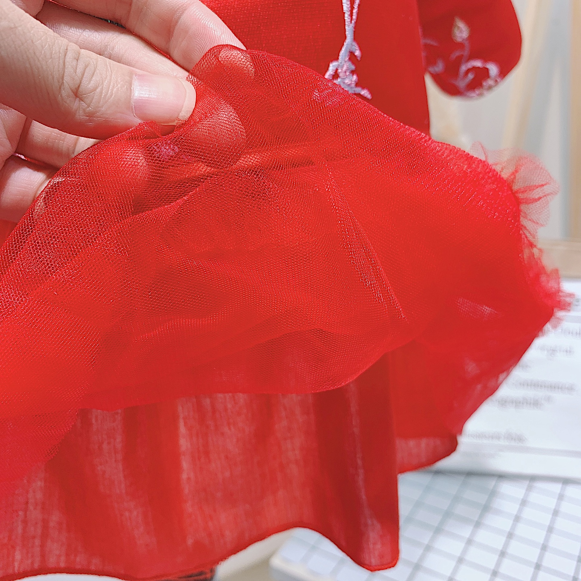 Autumn and winter 2020 0-3 years old children's girls Chinese style festive red-crowned crane embroidered long-sleeved cheongsam Tang dress