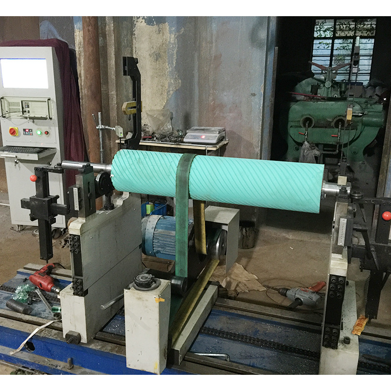 Production of Various Types of Rubber Material Rubber-Coated Rollers, Grooved Rollers, High-Speed Dynamic Balancing Rollers, Cnc Fine Grinding Medium and High Rollers