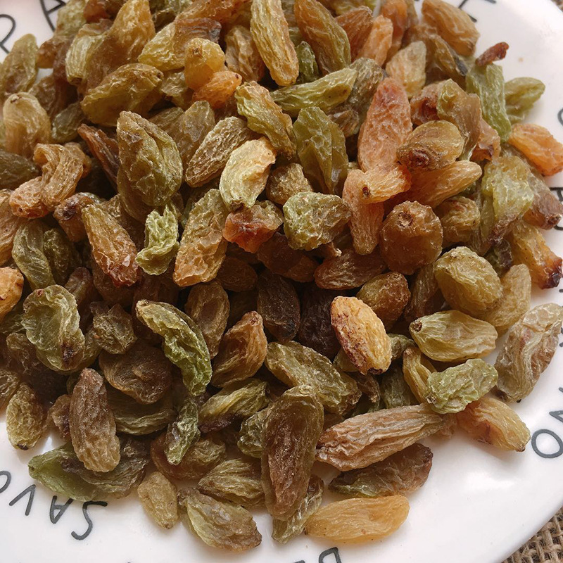 Xinjiang tree yellow raisin 500g bulk wholesale Turpan green raisin