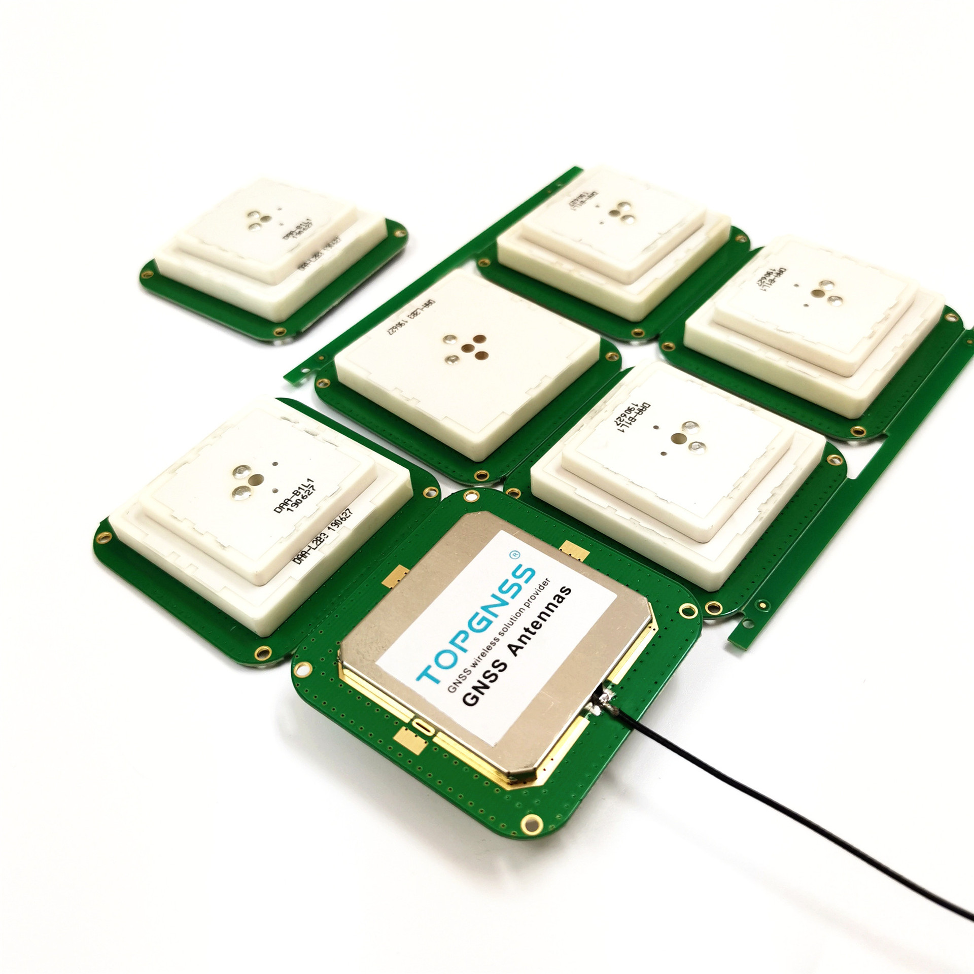 ZED-F9P RTK differential GPS antenna GNSS Beidou high-precision four-star eight-frequency built-in antenna IPX