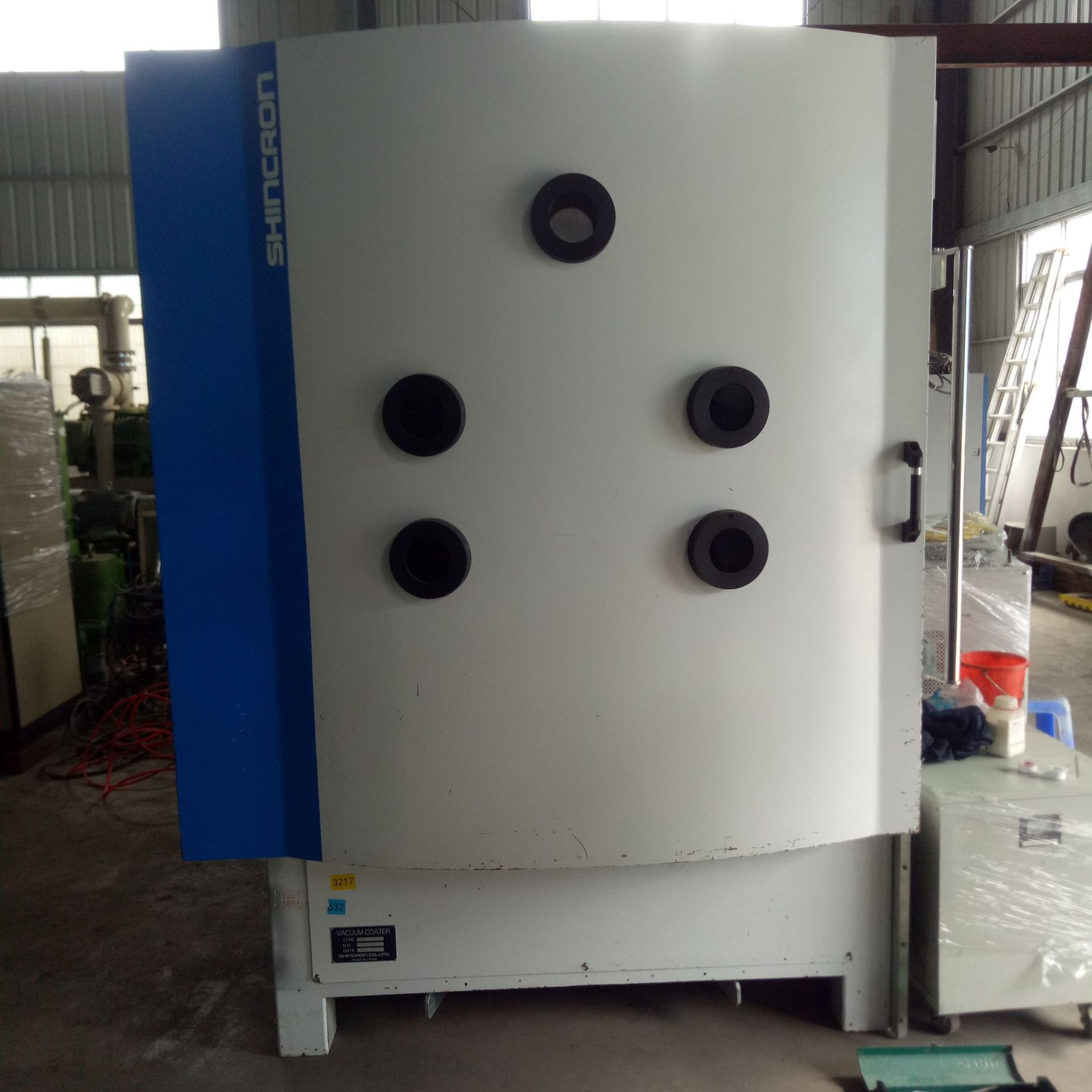 Second-Hand New Cologne Optical Coating Equipment in Dongguan, the Equipment Is 80% New, Double Pump Configuration