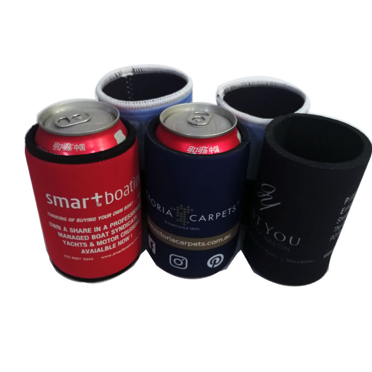 Производители предлагают набор для погружения, набор для стаканов Кока-Колы, набор для защиты от жары с липким дном, набор с логотипом