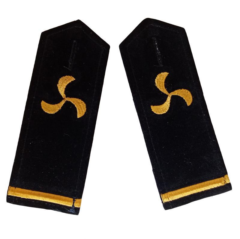 Seafarer's Uniform Accessories Rudder epaulettes Marine Captain's Hard Shoulder Plate Embroidered Stamp Black Flannel Cover epaulettes