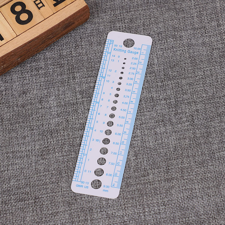 New multifunctional knitting ruler plastic ruler high quality wool knitting tools large price