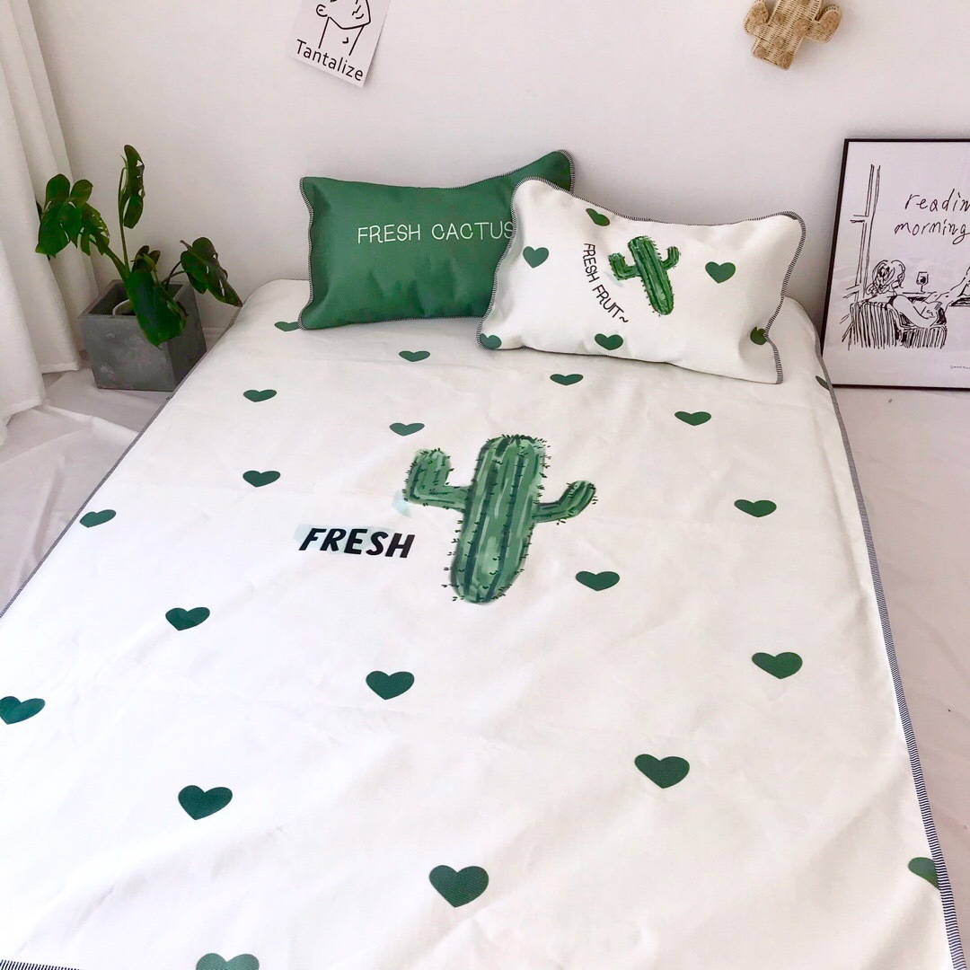 Коврик 13 см с мультяшным рисунком