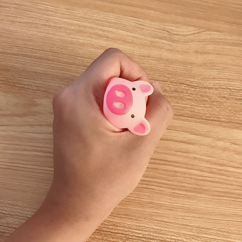 Cartoon cute pink piglet pinching music vent decompression pinching call piglet children bath water vinyl toy