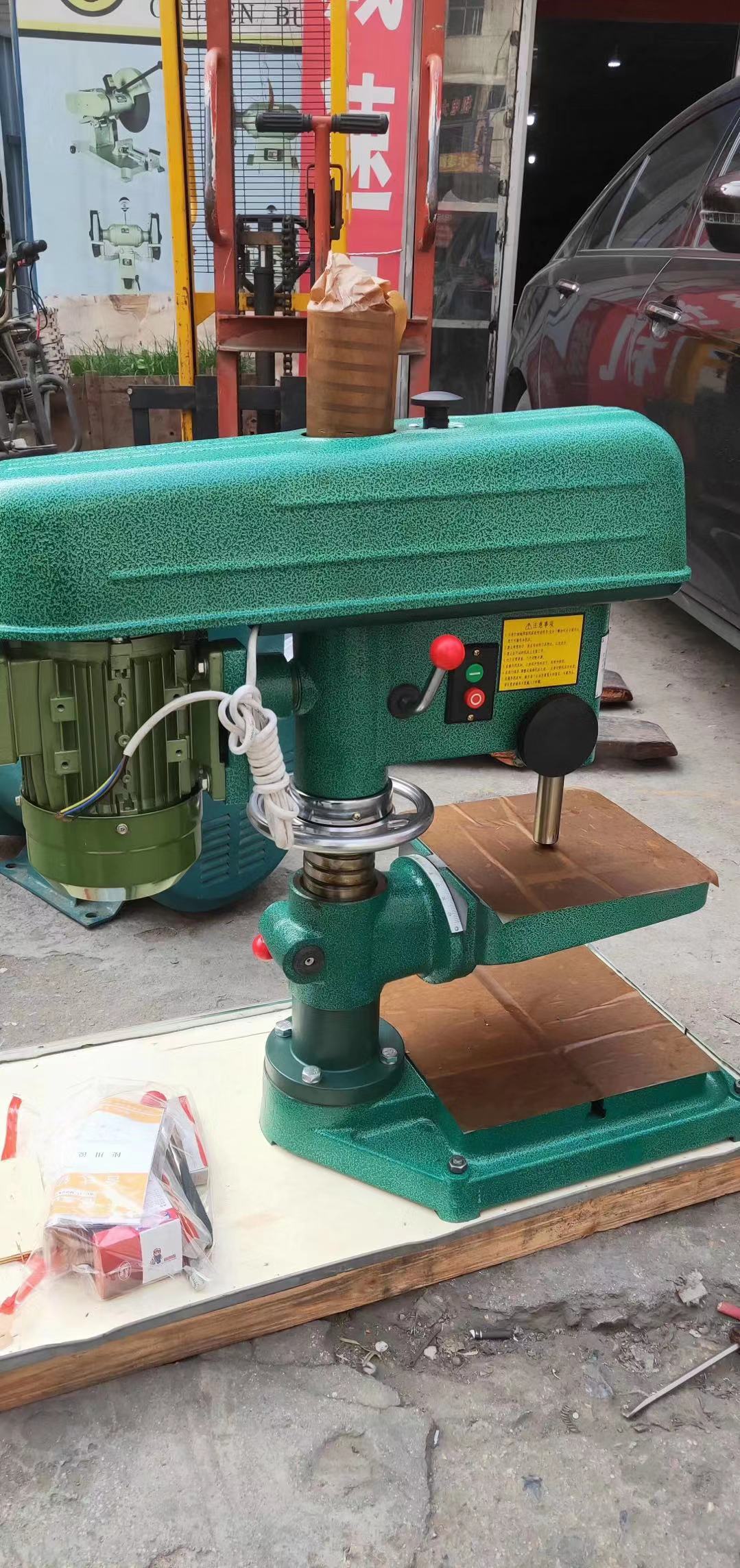 Wuyishan Heavy-duty Industrial Bench Drill FuZhou Gong Large Bench Drill Bench Drill Machine Z4116 Z4016
