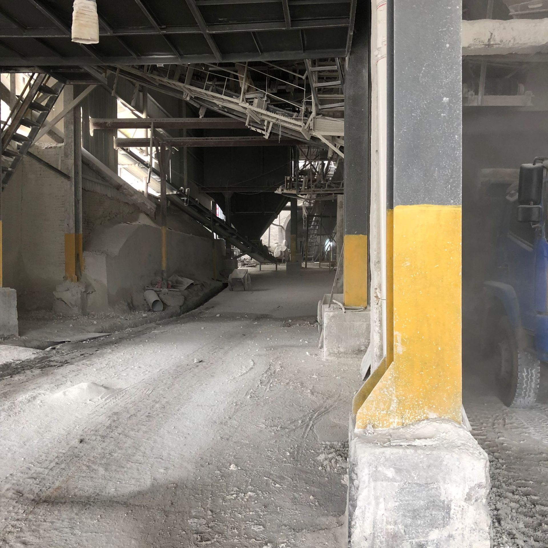 [Factory Outlets] Quicklime Powder Calcium Oxide Calcium Oxide Cement Concrete Application of Quicklime