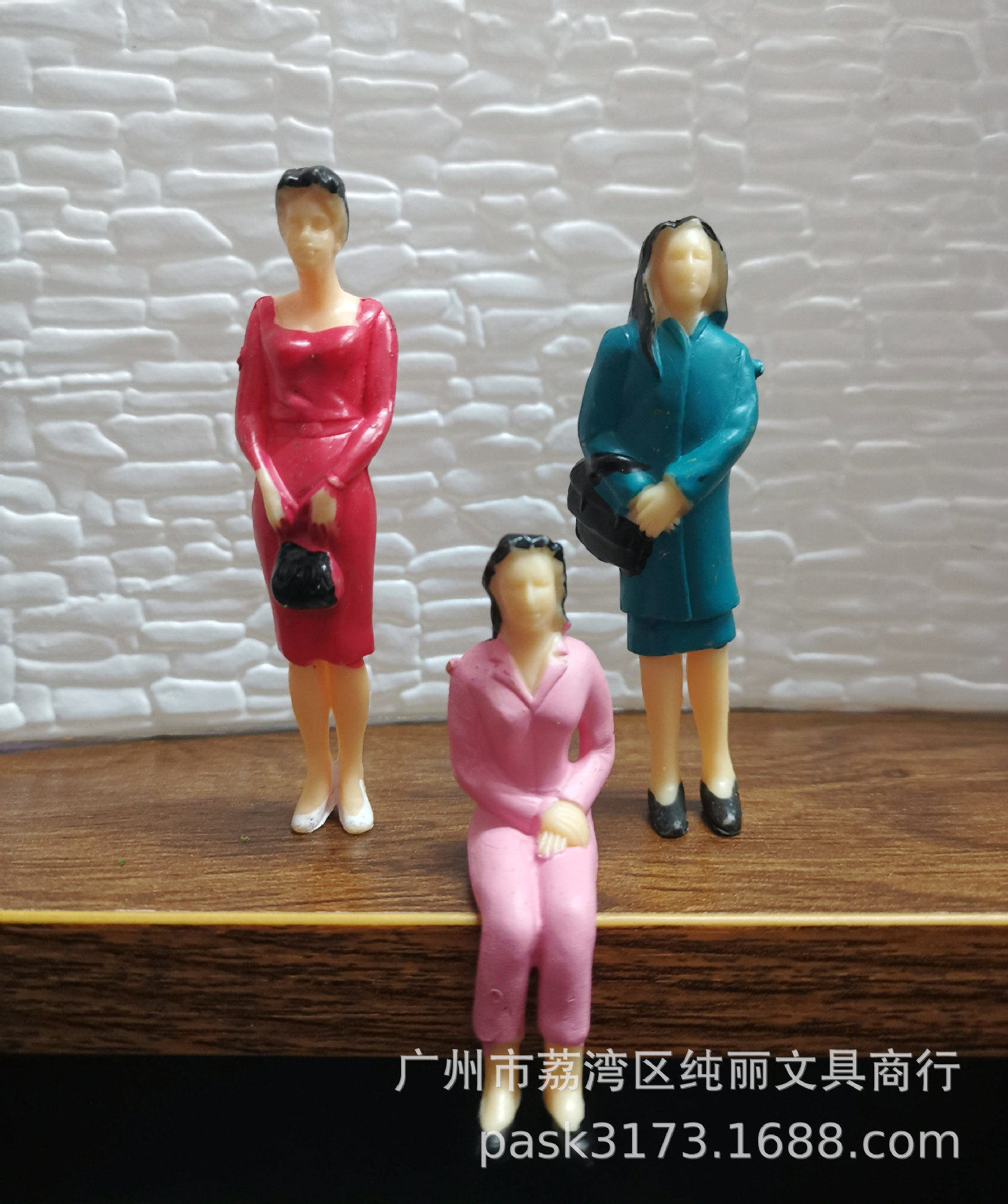 Wholesale diy sand table character model colored villainy mini sand table model villainy simulation colored villainy