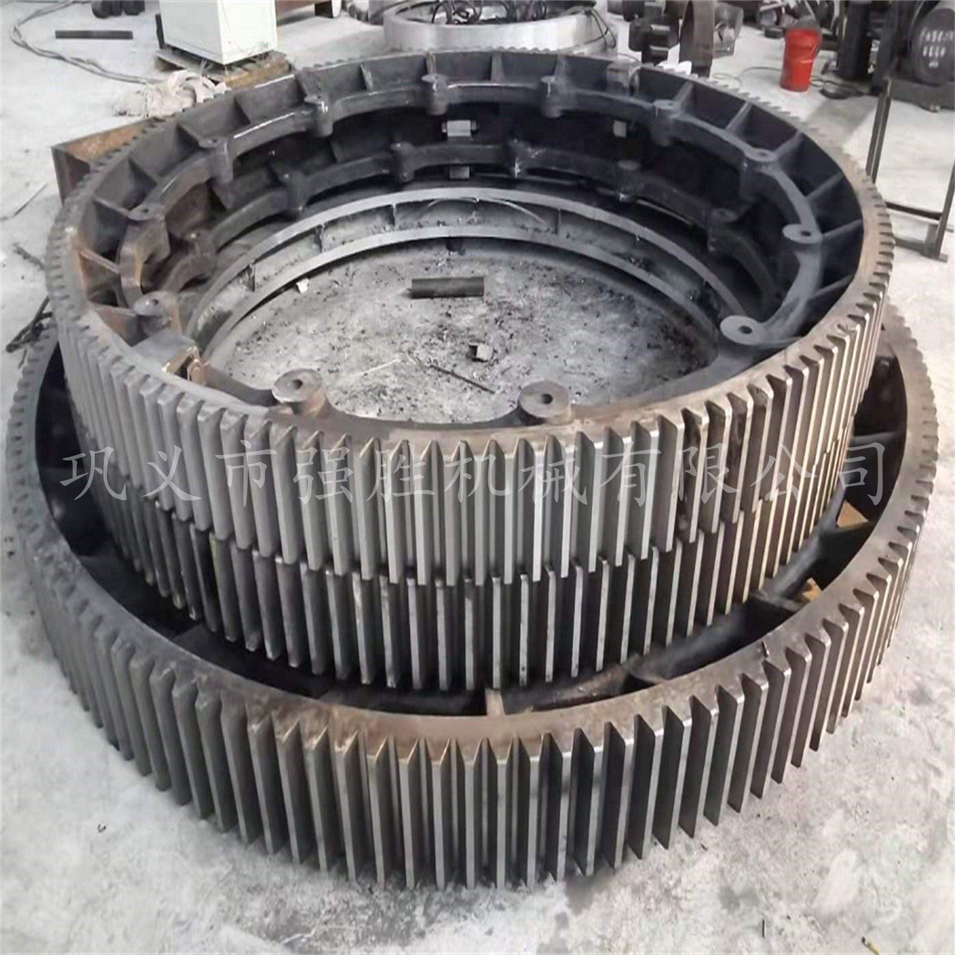 Qiangsheng Produces Rotary Kiln Supporting Gears, Steel Ring Support Wheels, Wheel Bearings, and Has Been Manufacturing Them All Year Round