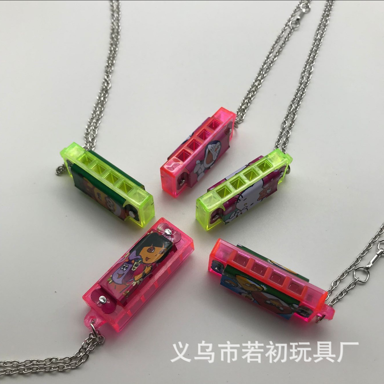 World Small Harmonica 4-hole 4-tone mini harmonica necklace harmonica keychain cartoon plastic small gift items wholesale