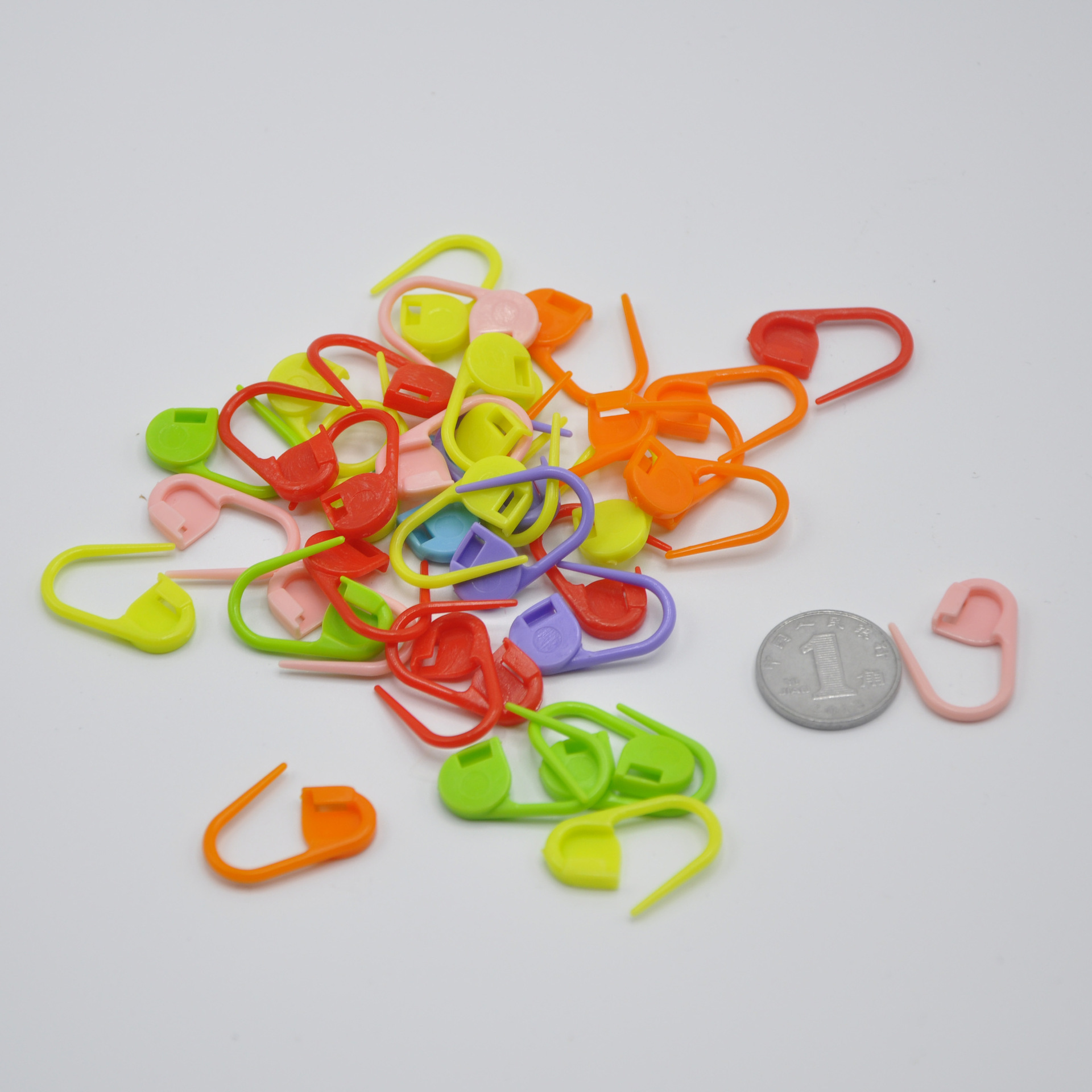 Color plastic buckle pin Mark Buckle handmade DLY tool needle sweater Mark pin wholesale multi-color optional