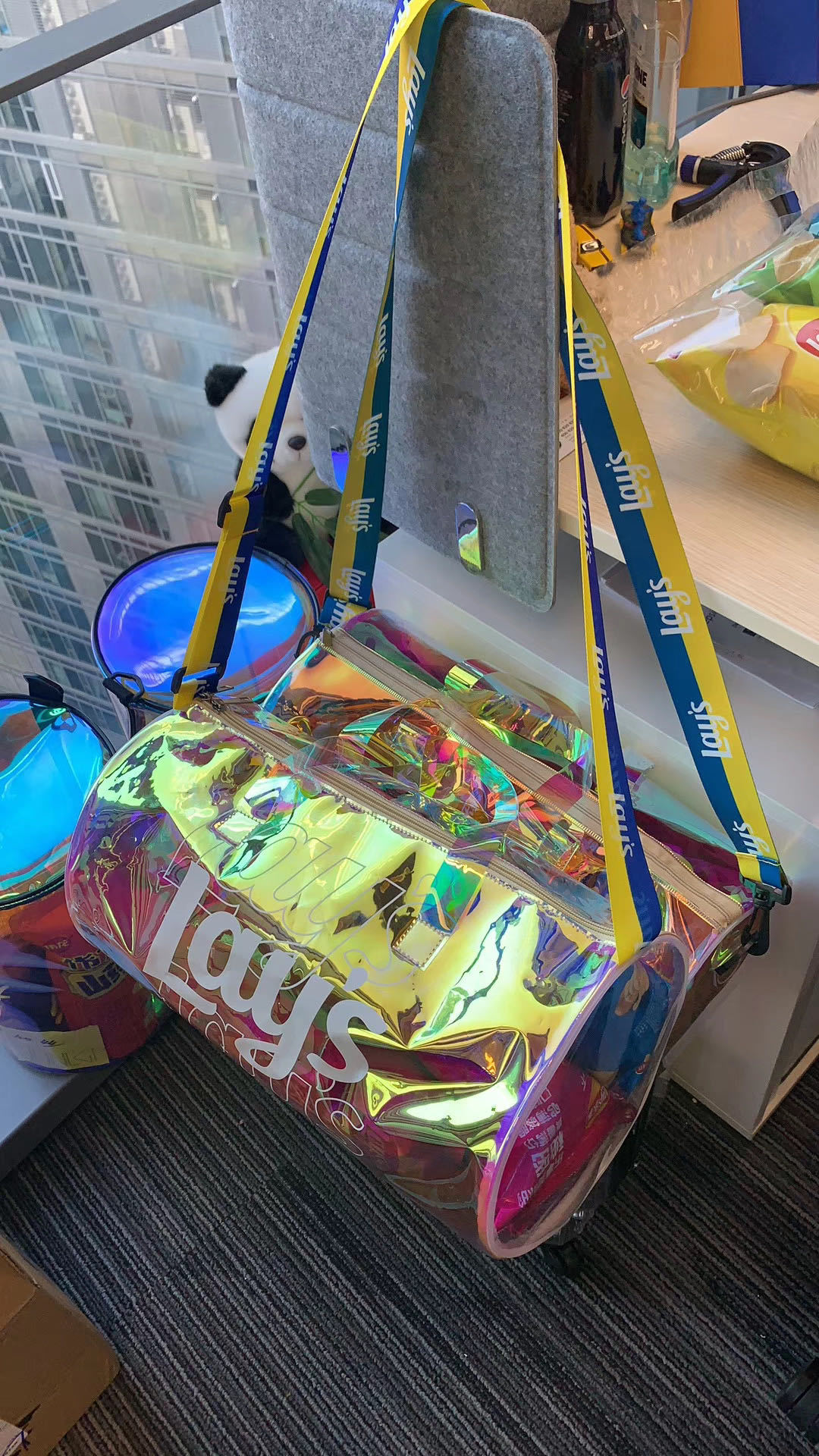 Custom PVC Laser Handbag Magic Color Laser Bag Custom TPU Gift Bag Internet Celebrity Cosmetic Bag Transparent Jelly Bag