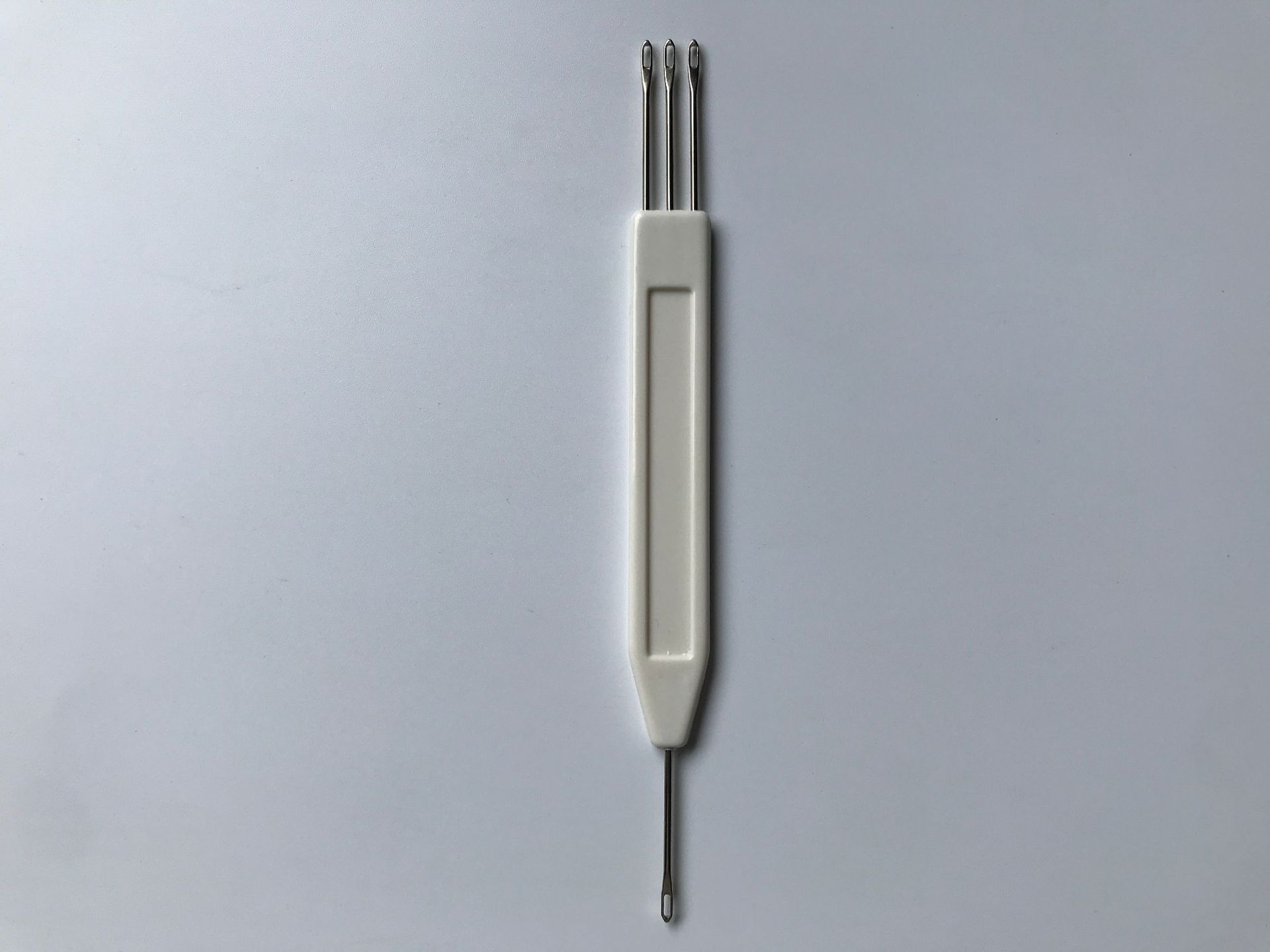 Factory direct home sweater knitting machine accessories KH868,KH860,KH940 plus and minus needle picking tools