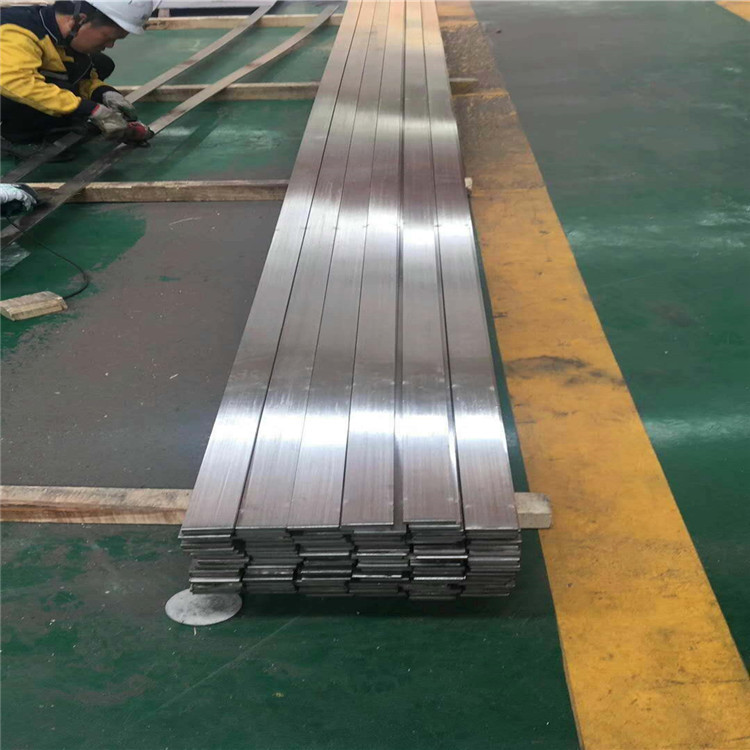 Manufacturers sell 201 304 316L 317 2205 321 310s 303 stainless steel cold drawn flat steel in stock