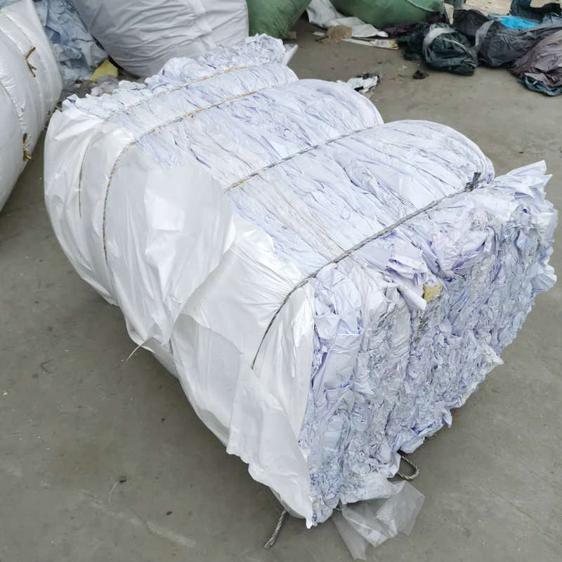 Производители предлагают и продают молочно-белую ПВХ макулатуру в большом количестве и по отличной цене. Добро пожаловать для консультаций и переговоров по оптовой продаже ПВХ макулатуры.