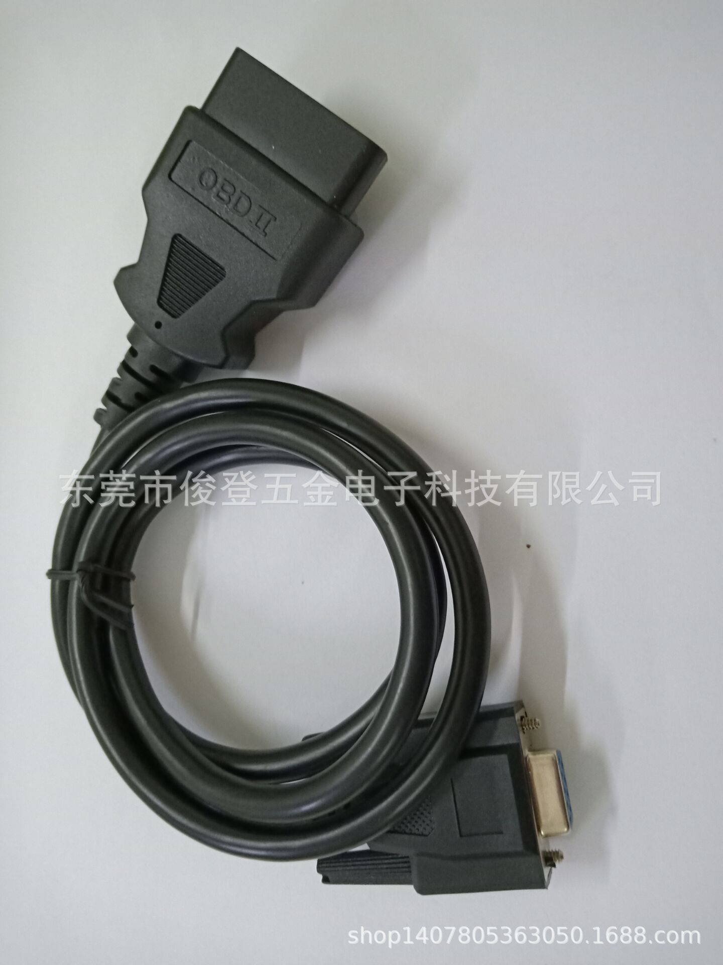 Manufacturer sells OBD2 to DB9P extension cord for diagnostic equipment