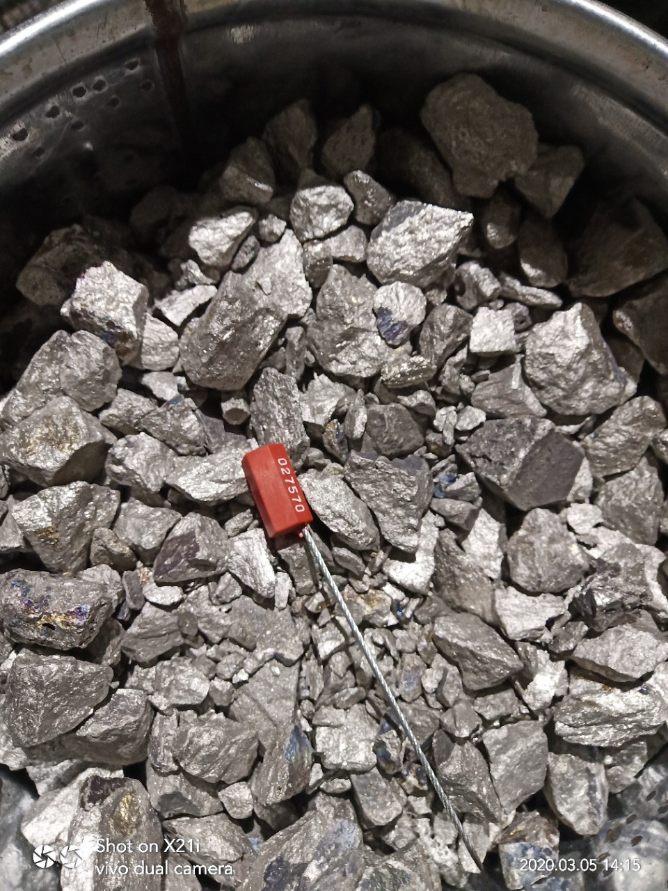 Sell Niobium Iron for Precision Casting, Niobium Iron Imported from Brazil Is Heat-Resistant