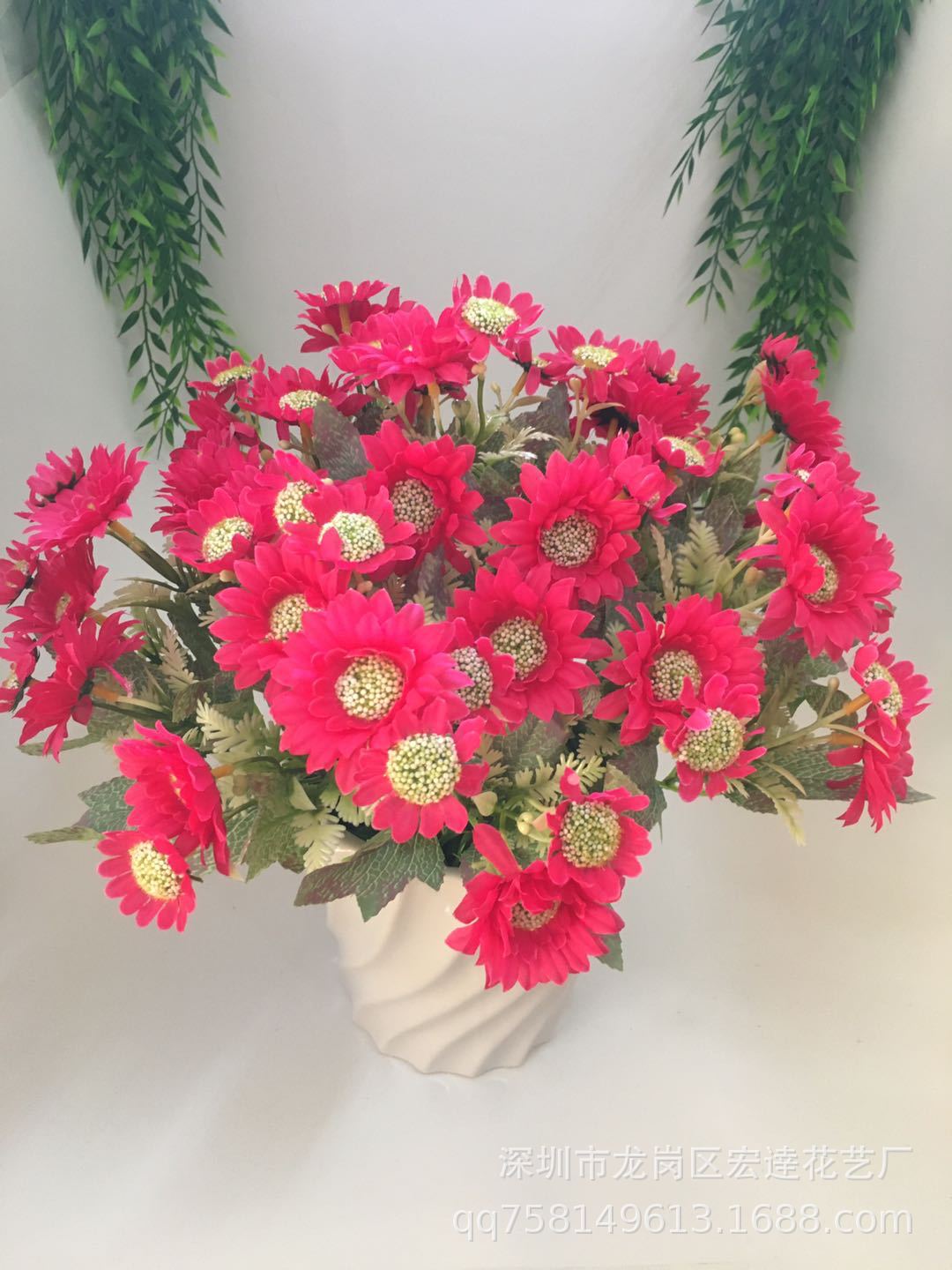 Factory direct simulation chrysanthemum fake flower crafts simulation plant flowers suffocate inside and outside the roadside chrysanthemum