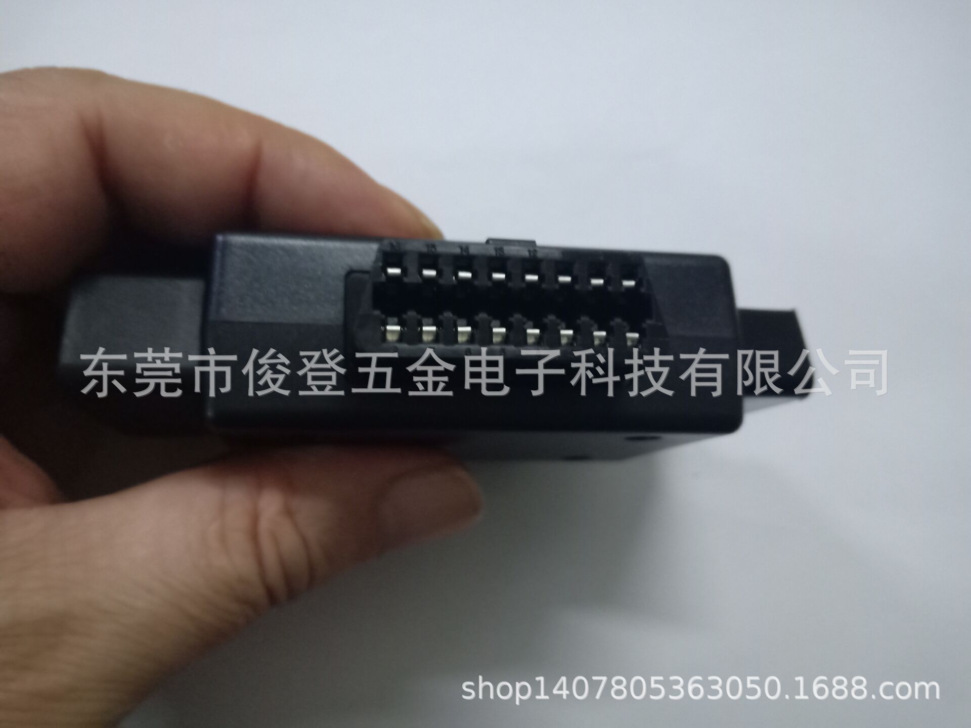 Manufacturers sell OBD2 one-in-three adapters for diagnostic equipment.