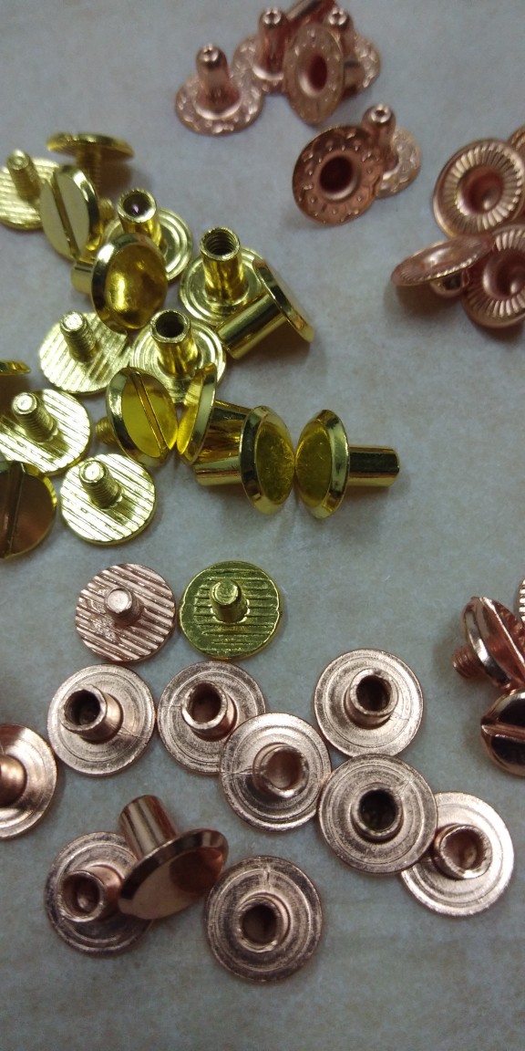 Электролитическая золотая заклепка 8*10 для ручных книг, канцелярских товаров, кожи, картона, ПП-борда, багажа и других крепежей