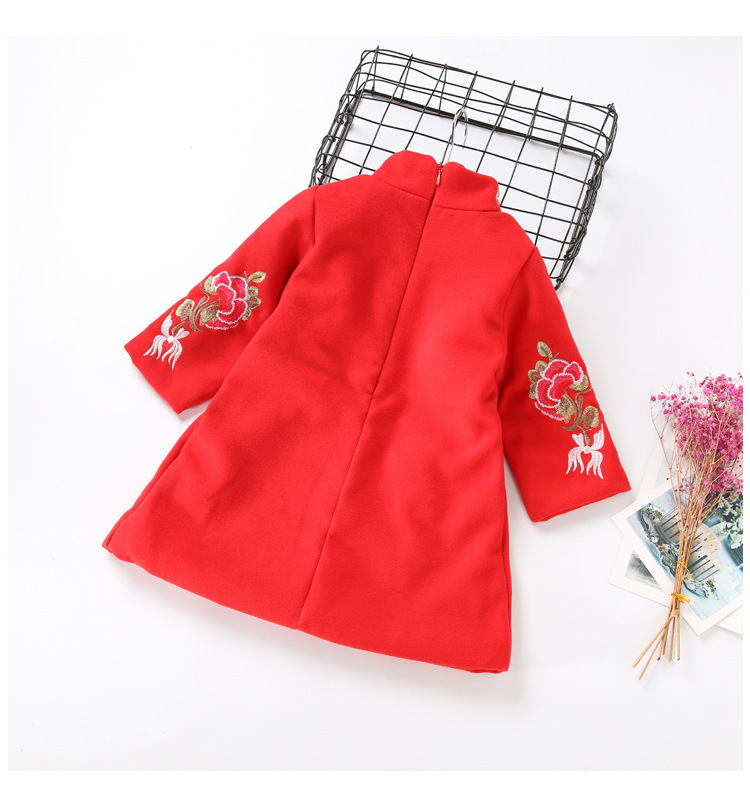 Winter New Girls' Embroidered Cheongsam Dress New Year Thickened Chinese Style Red Children's Tang Suit New Year Clothes