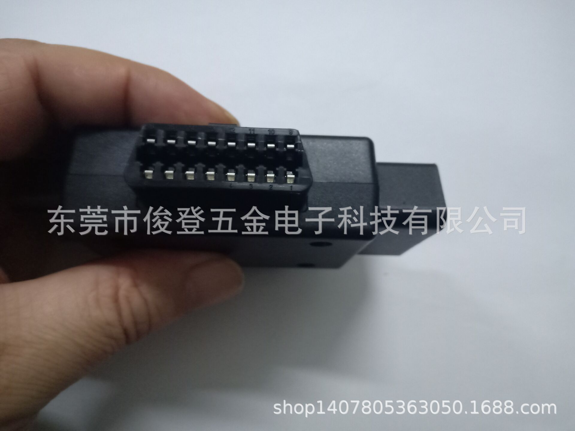 Manufacturers sell OBD2 one-in-three adapters for diagnostic equipment.