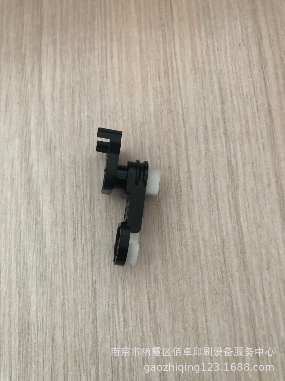 The Complete Set of Screen SCREED Laser Row Machine 1060 1090 Punch Machine Black and White Buckle (see More Than Ten Yuan)