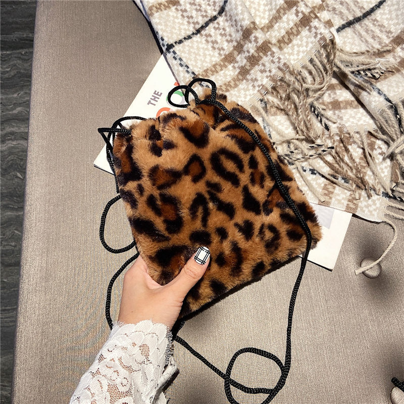 2019 осень и зима, новая леопардовая сумка из меха, женская, индивидуальная, креативная, нишевая, сумка через плечо, модная