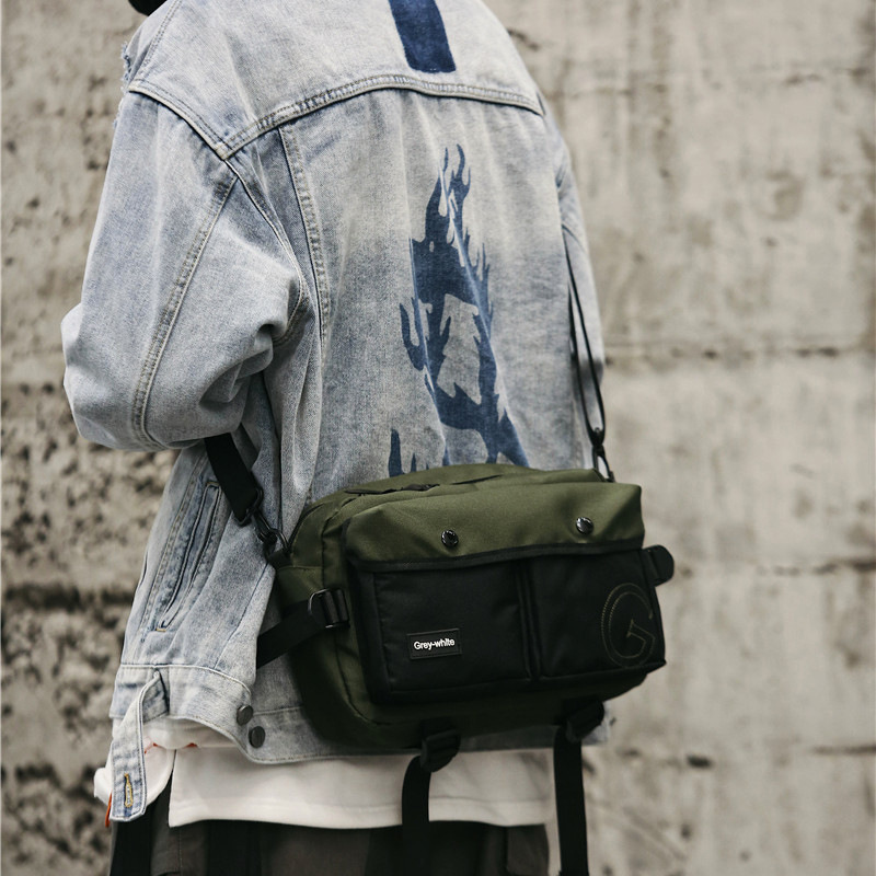Spring new locomotive neutral ins small cover canvas satchel Japan and South Korea Joker casual shoulder bag a generation of hair