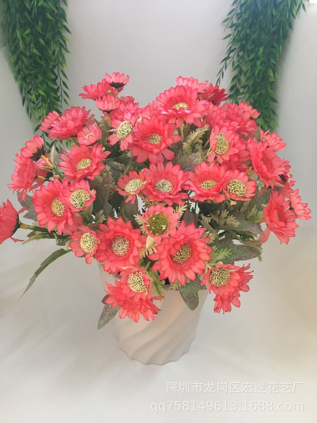 Factory direct simulation chrysanthemum fake flower crafts simulation plant flowers suffocate inside and outside the roadside chrysanthemum