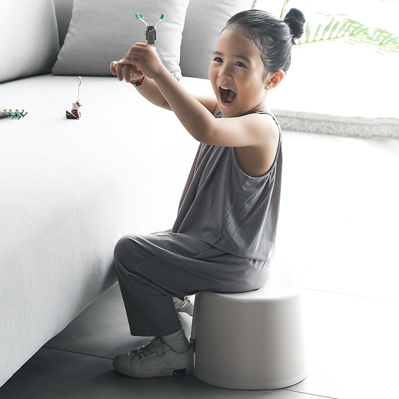 Japanese style children's plastic white internet celebrity stool low stool bathroom non-slip thickened small bench hand washing footrest stool